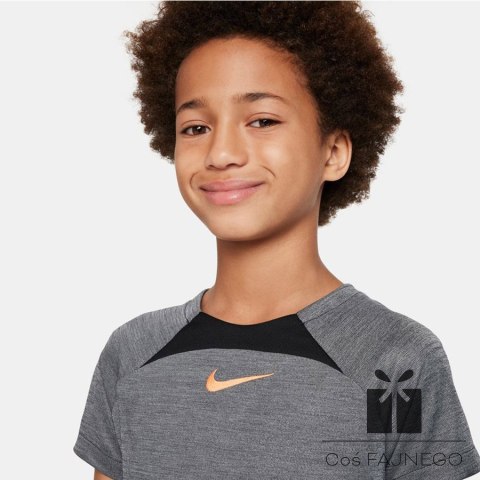 Koszulka Nike Dri-FIT Academy DQ8901 010, Rozmiar: L (147-158cm)