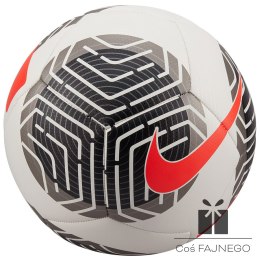 Piłka Nike Pitch FB2978-100, Rozmiar: 4