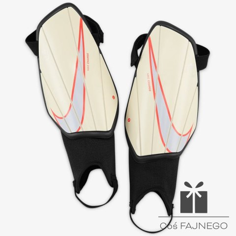 Nagolenniki Nike Charge SP2164 113