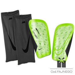 Nagolenniki Nike Mercurial Lite SuperLock DN3609-702
