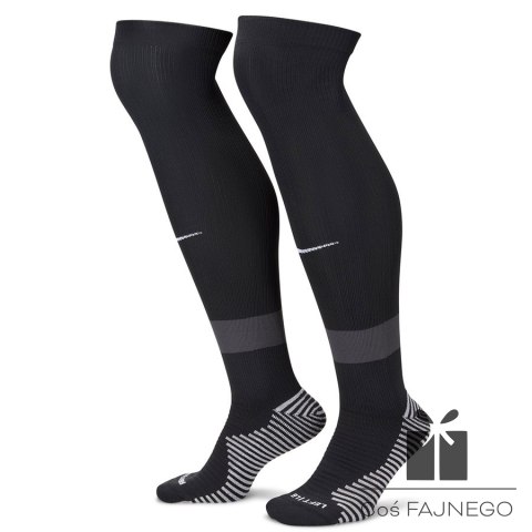Getry Nike Strike FQ8253-010