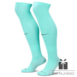 Getry Nike Strike FQ8253-354