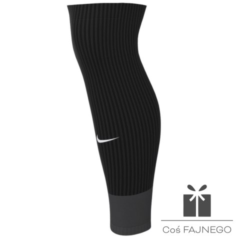 Getry Nike Strike FQ8282-010