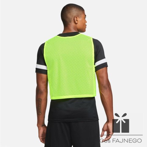 Znacznik Nike Park 20bib DV7425 702