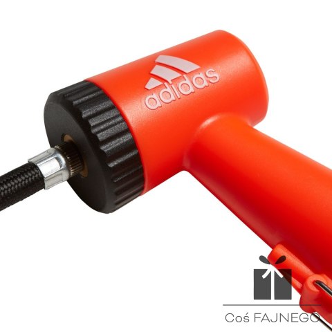 Pompka adidas CZ9556